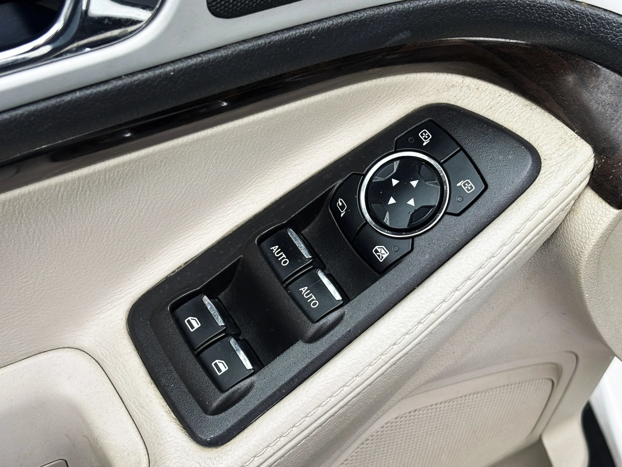 Used 2013 Ford Explorer Limited AWD/4WD image 19