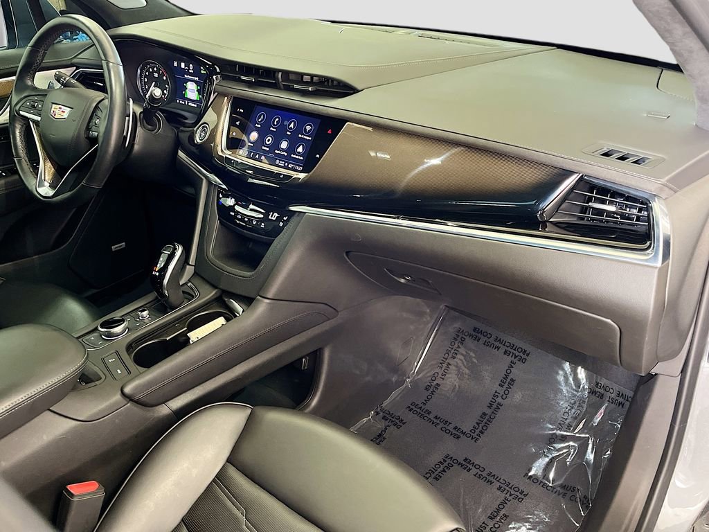 Used 2022 Cadillac XT6 Sport w/ Platinum Package image 32