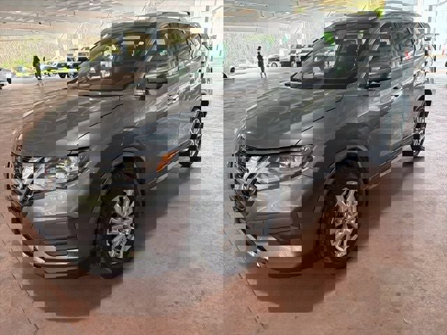 Used 2019 Nissan Rogue S w/ Special Edition Package image 2