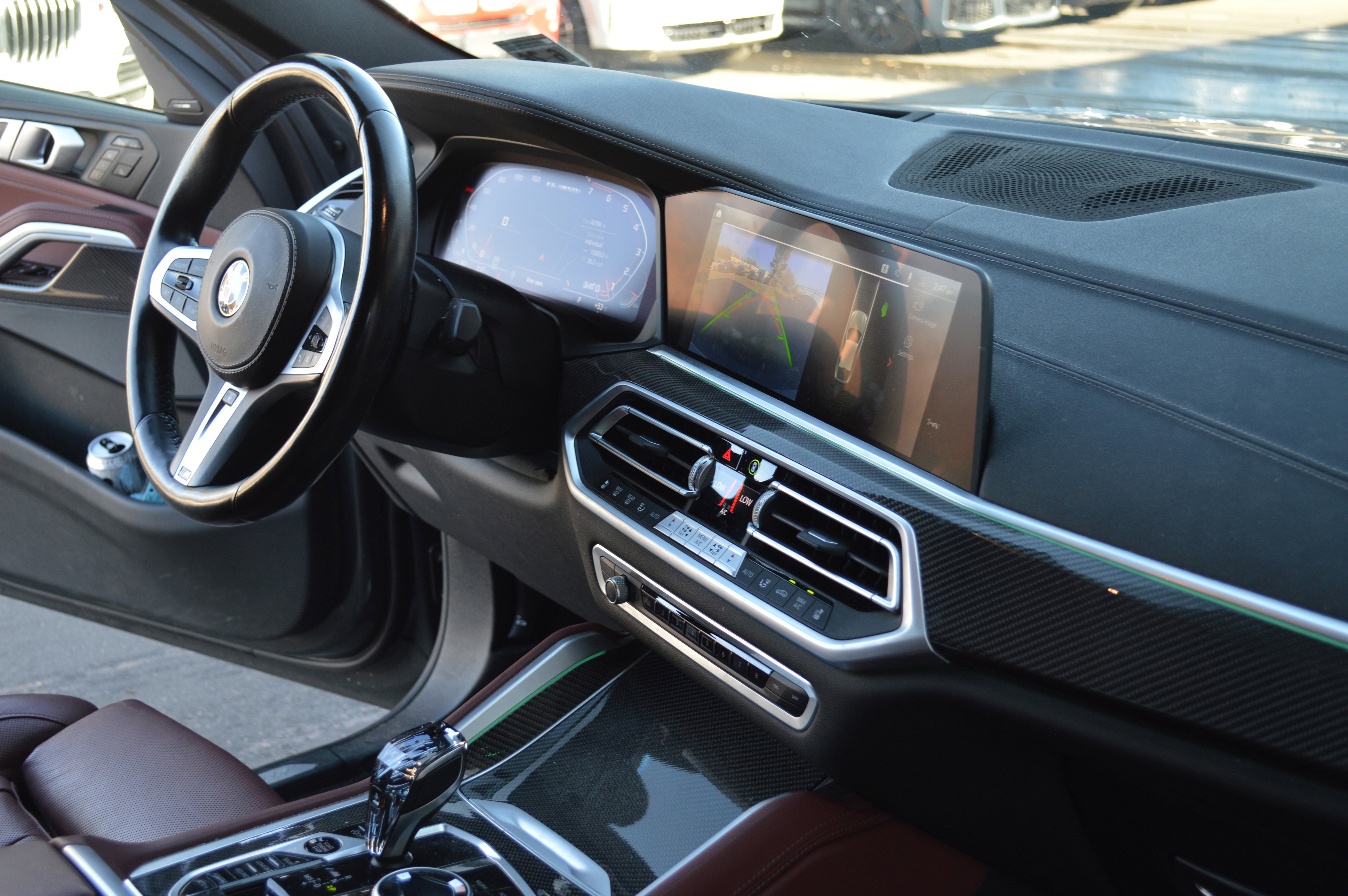 Used 2021 BMW X6 M50i w/ Premium Package image 33