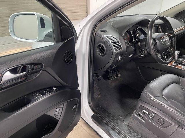 Used 2015 Audi Q7 TDI Premium Plus w/ Premium Plus Package image 13