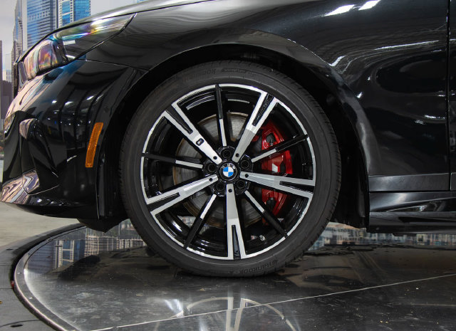 New 2026 BMW i5 M60 AWD/4WD image 5