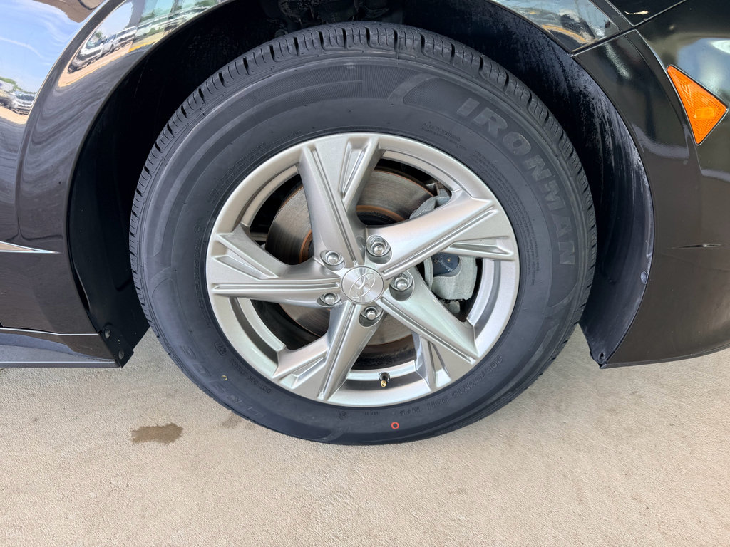 Used 2022 Hyundai Sonata SE w/ Cargo Package FWD image 30