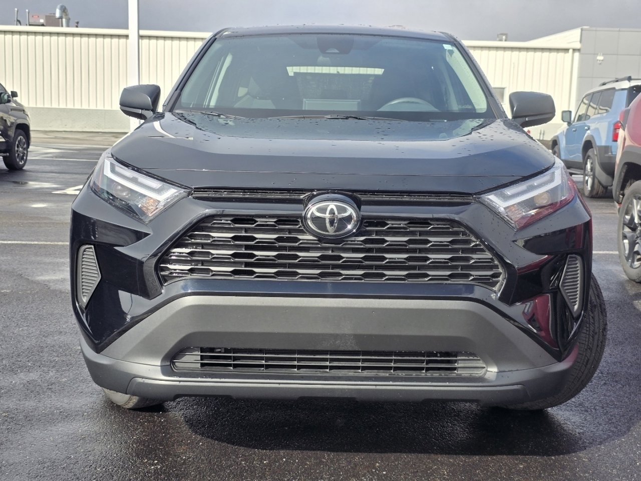 Used 2023 Toyota RAV4 LE image 2