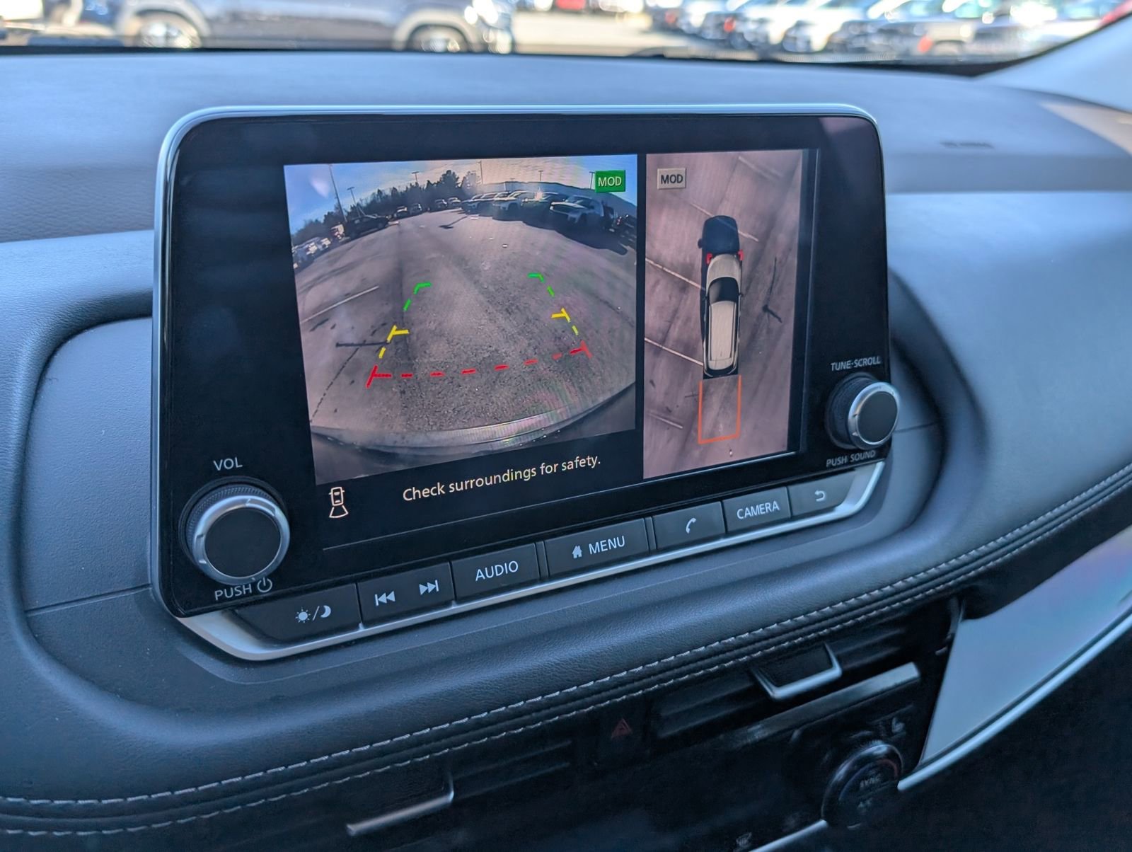 Used 2023 Nissan Rogue SL image 15