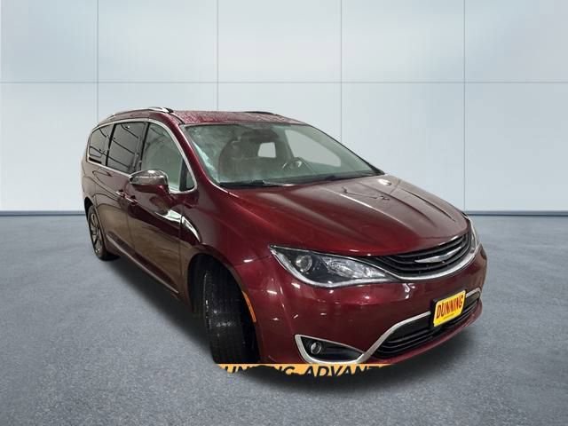 Used 2017 Chrysler Pacifica Platinum image 5