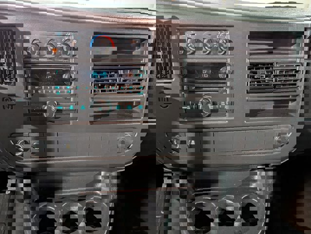 Used 2013 Chevrolet Express 3500 LS w/ Power Package image 32