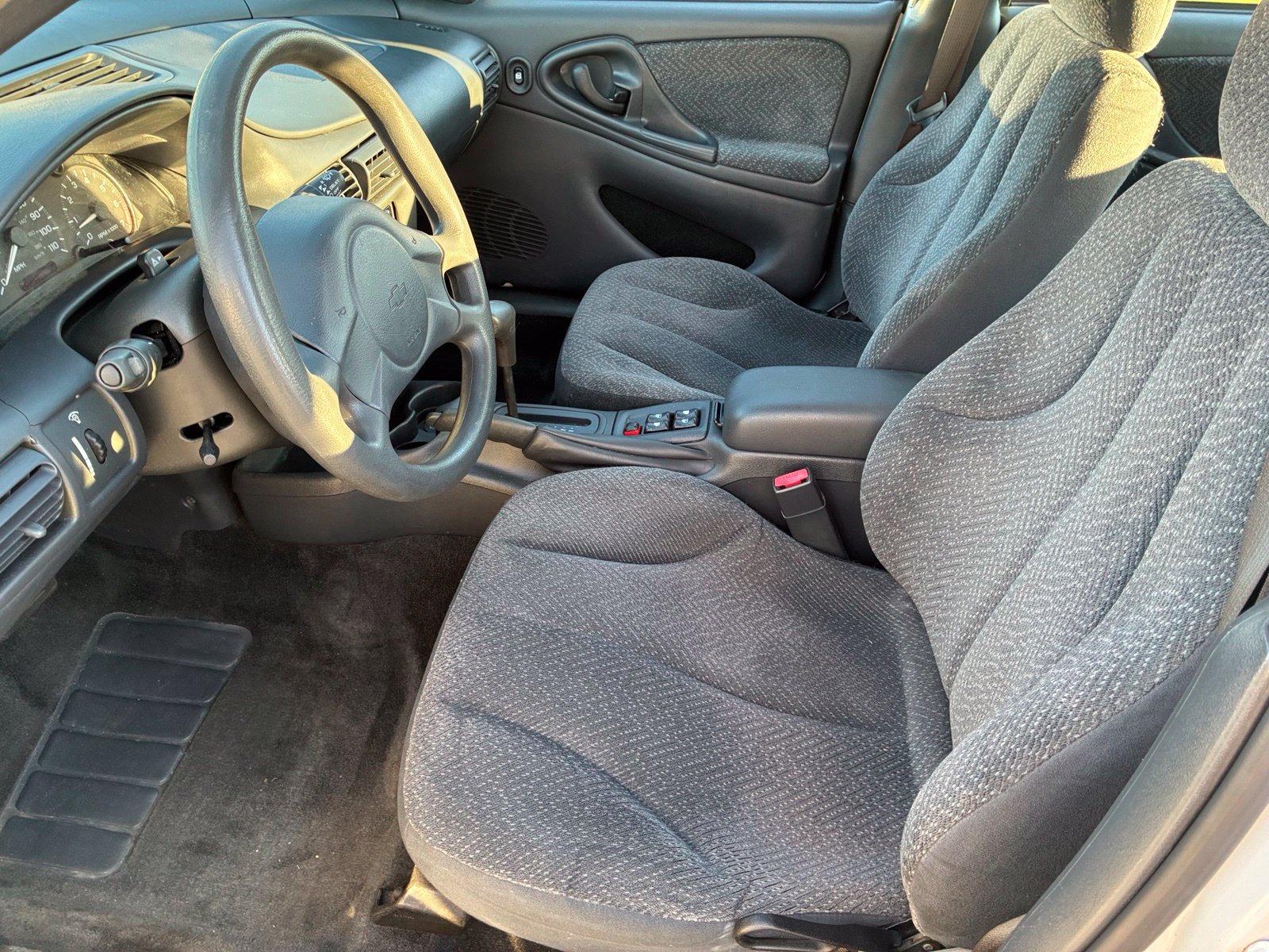 Used 2003 Chevrolet Cavalier LS FWD image 15