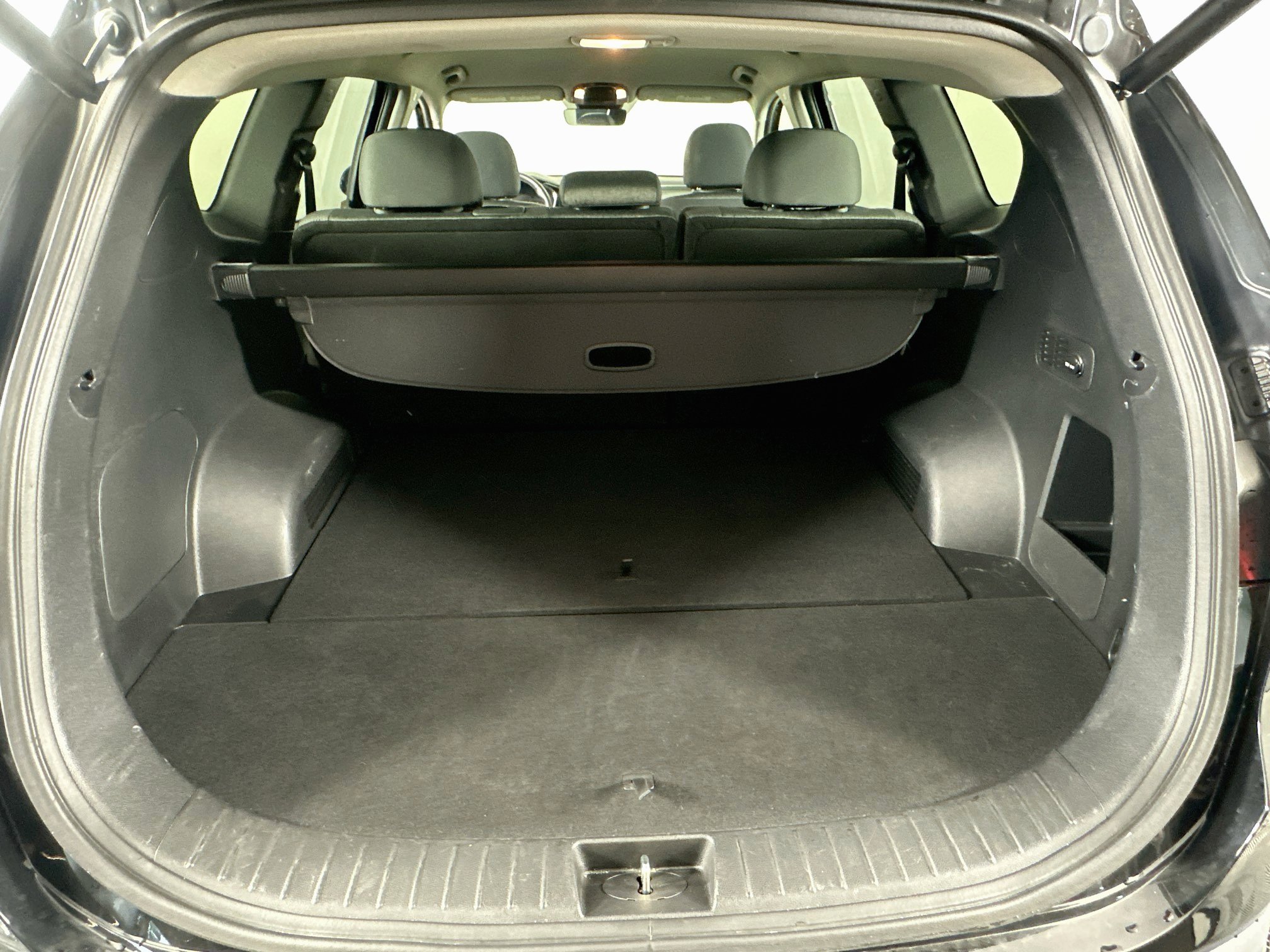 Used 2023 Hyundai Santa Fe SEL FWD image 29