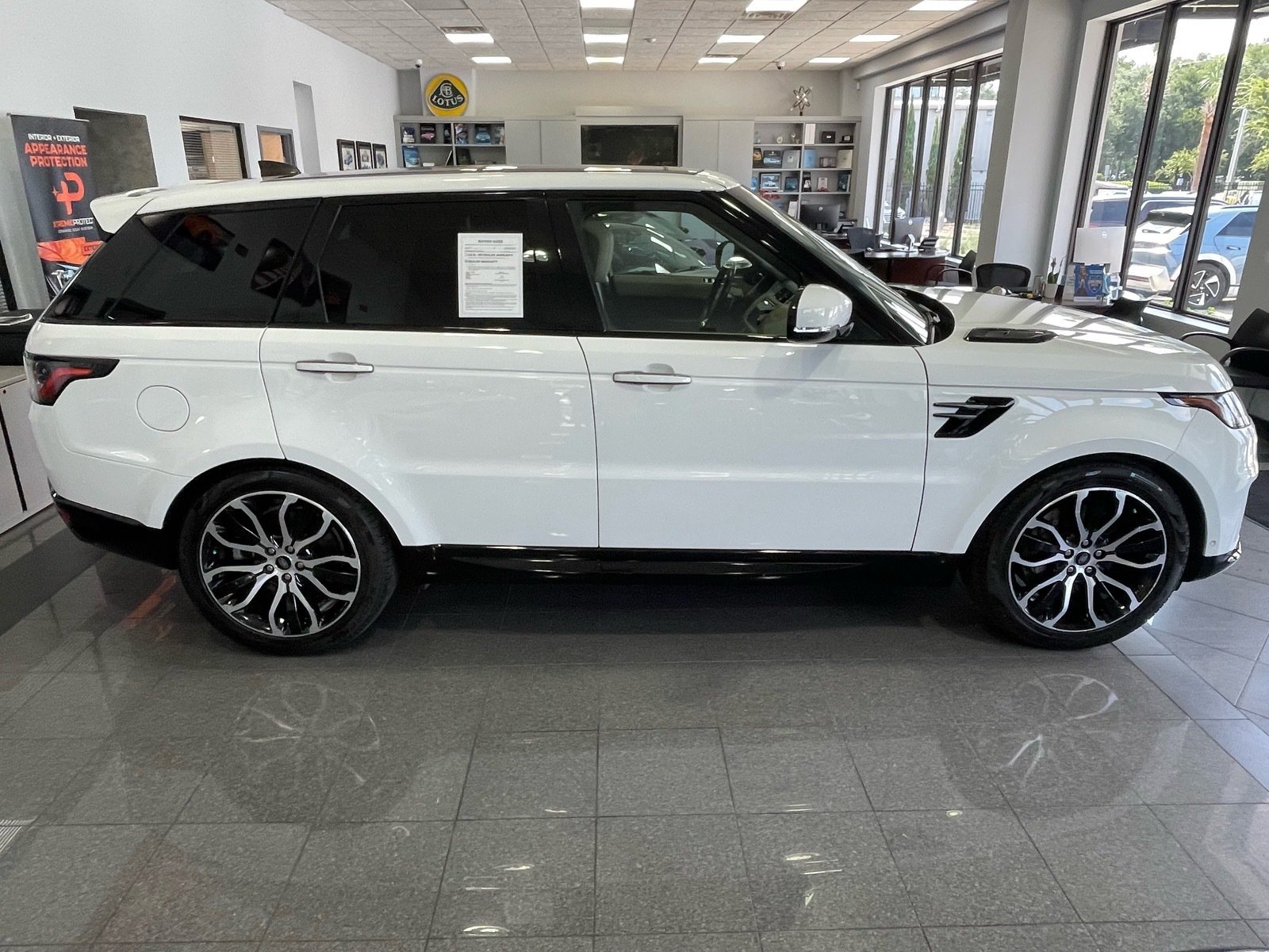 Used 2022 Land Rover Range Rover Sport HSE Silver Edition AWD/4WD image 6