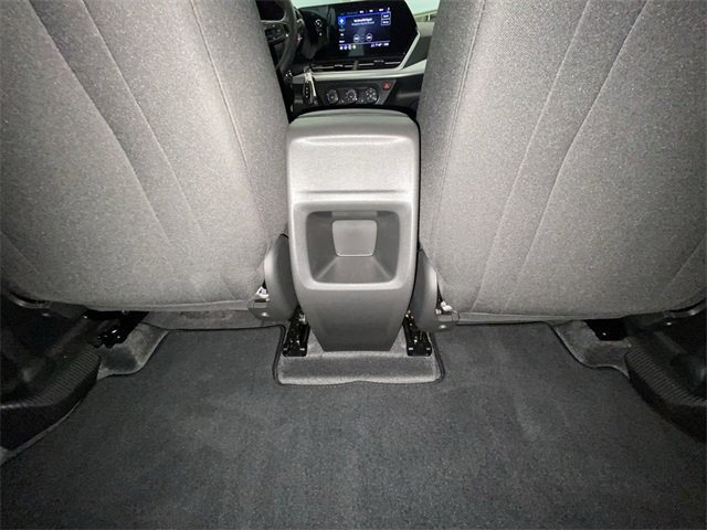 Used 2025 Chevrolet Trax RS image 28