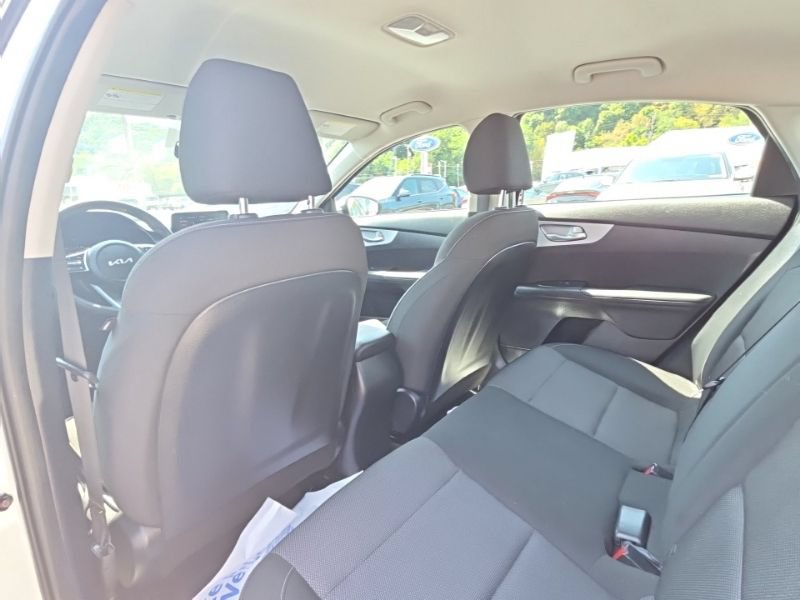 Used 2024 Kia Forte LXS FWD image 18