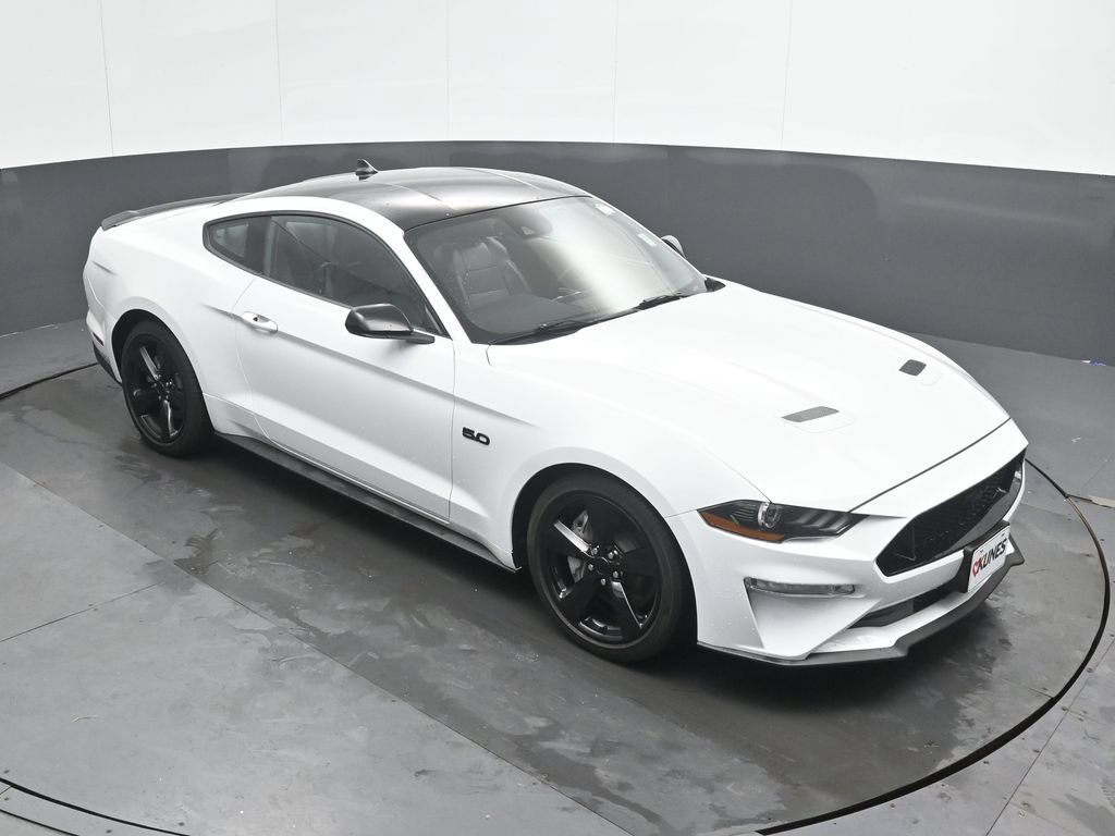 Used 2022 Ford Mustang GT Premium w/ Black Accent Package RWD image 38