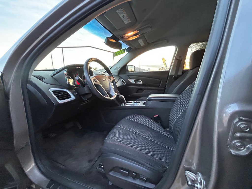 Used 2011 GMC Terrain SLE image 12