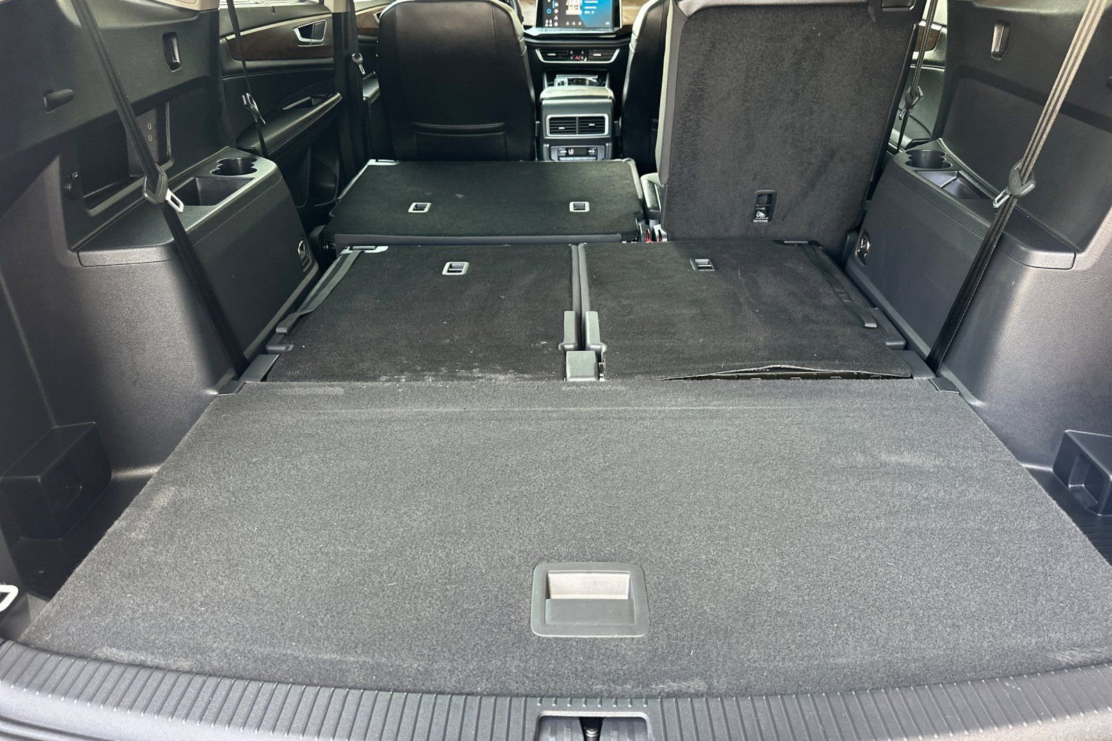 Used 2024 Volkswagen Atlas SE FWD image 18