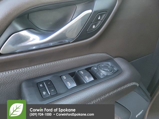 Used 2021 GMC Yukon XL Denali w/ Denali Premium Package image 27