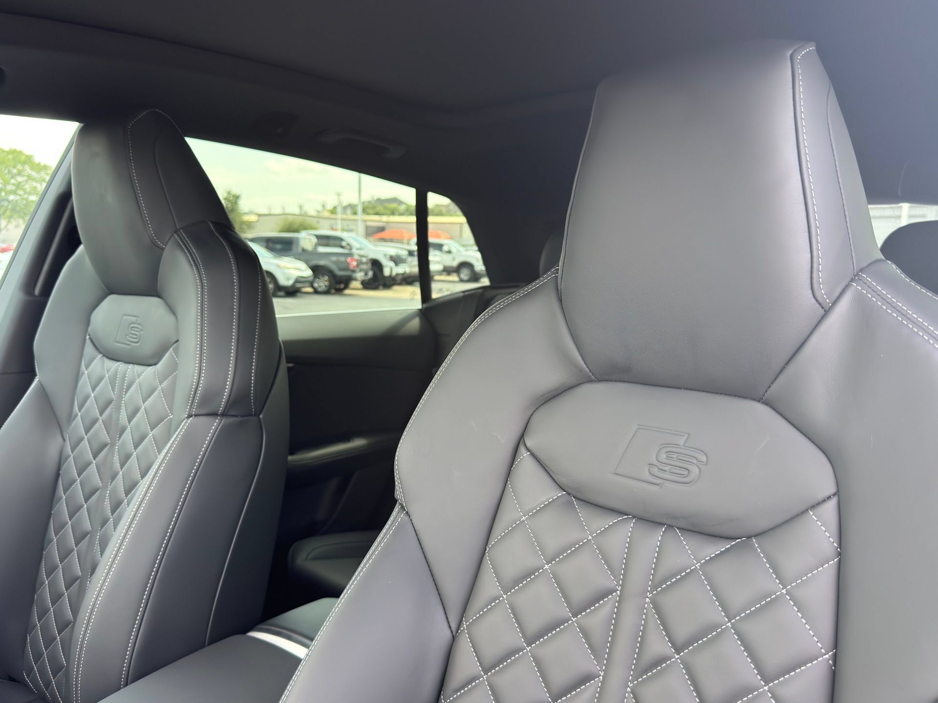 New 2026 Audi SQ8 Premium Plus AWD/4WD image 13