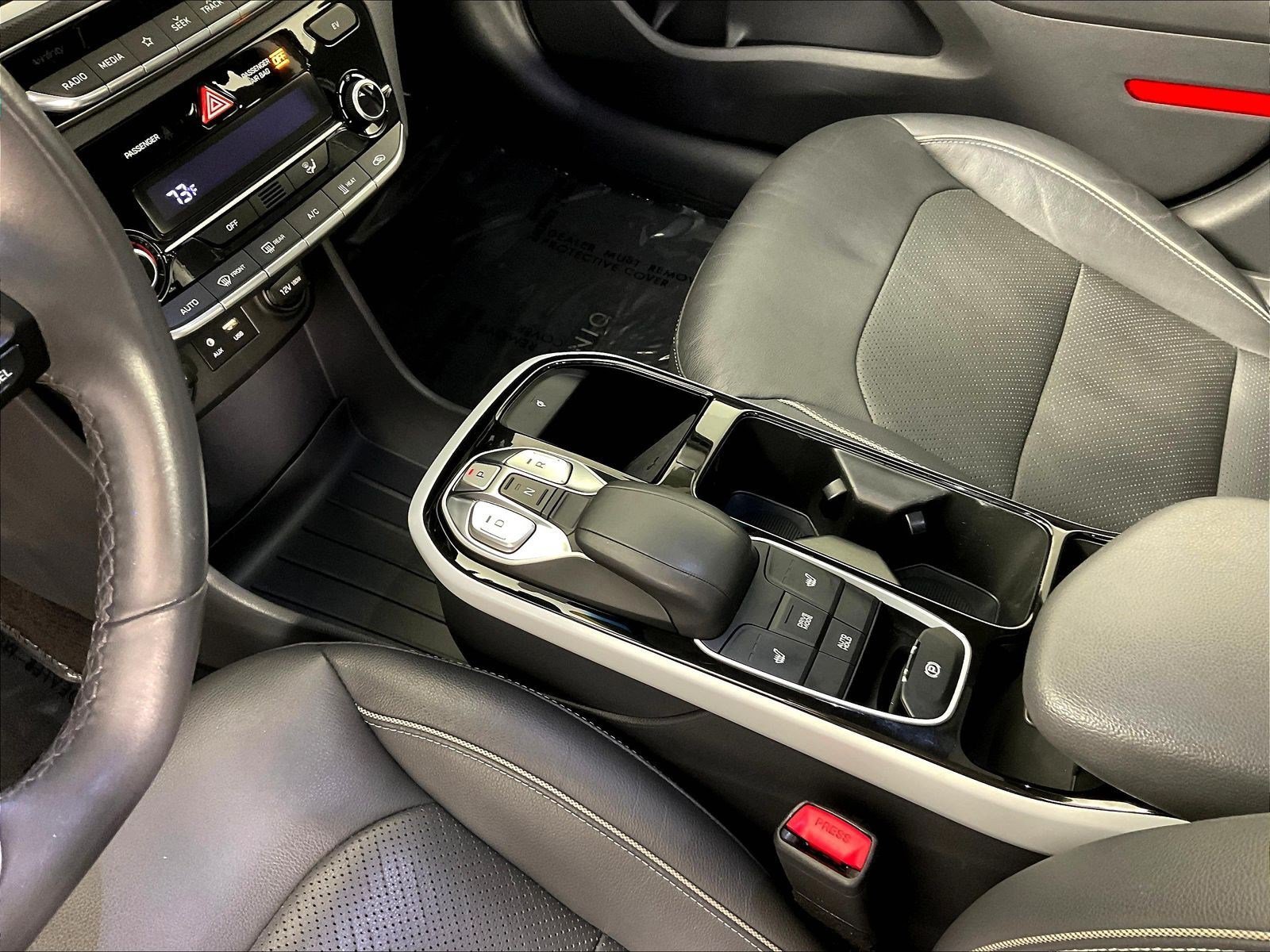 Used 2019 Hyundai Ioniq Limited FWD image 18
