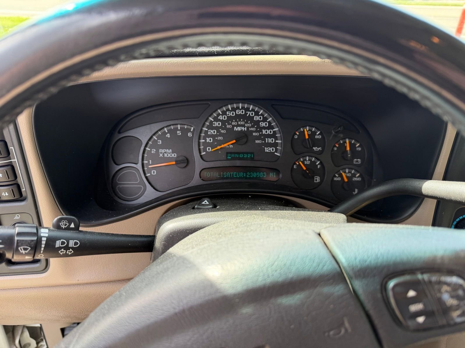 Used 2003 Chevrolet Avalanche 4x4 w/ Suspension Package, Off-Road image 25