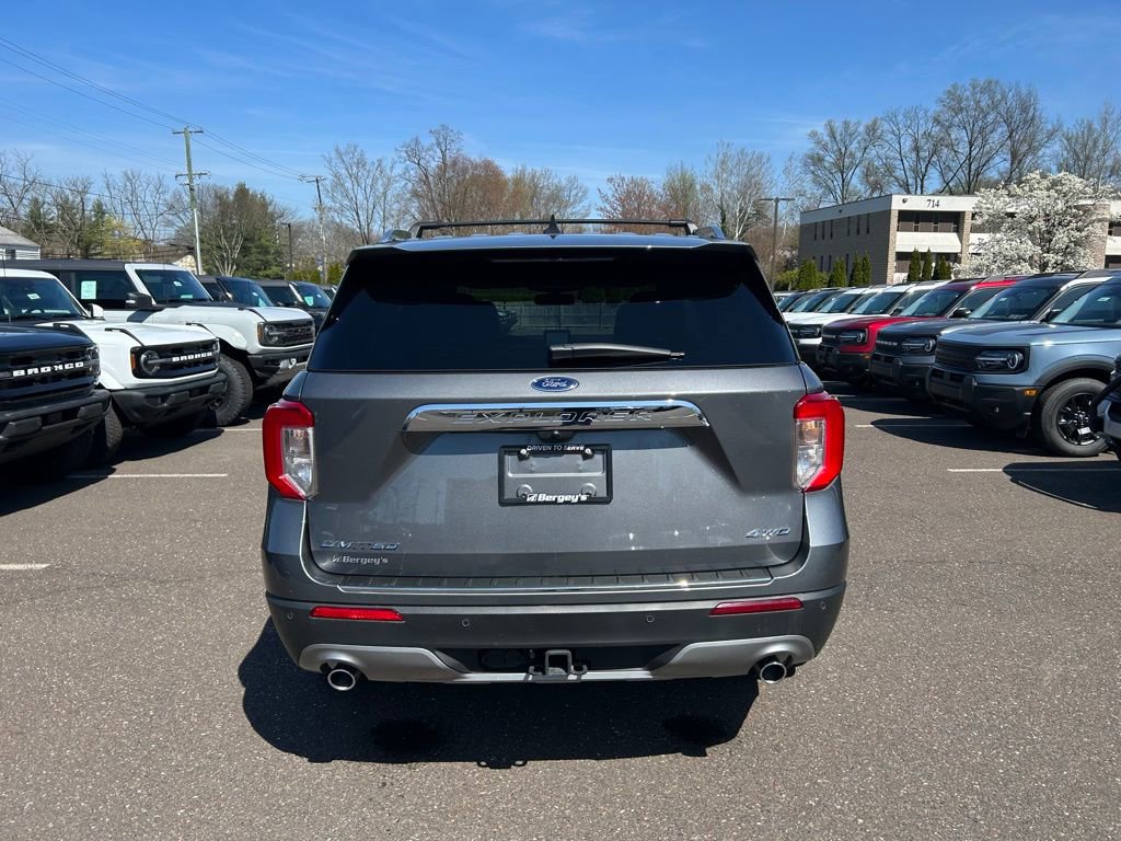 Certified 2023 Ford Explorer Limited w/ Limited Technology Package image 7