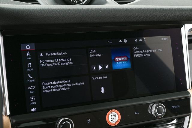 Certified 2026 Porsche Macan image 13