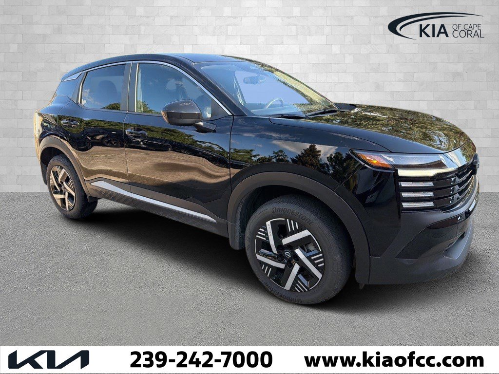 Used 2025 Nissan Kicks SV