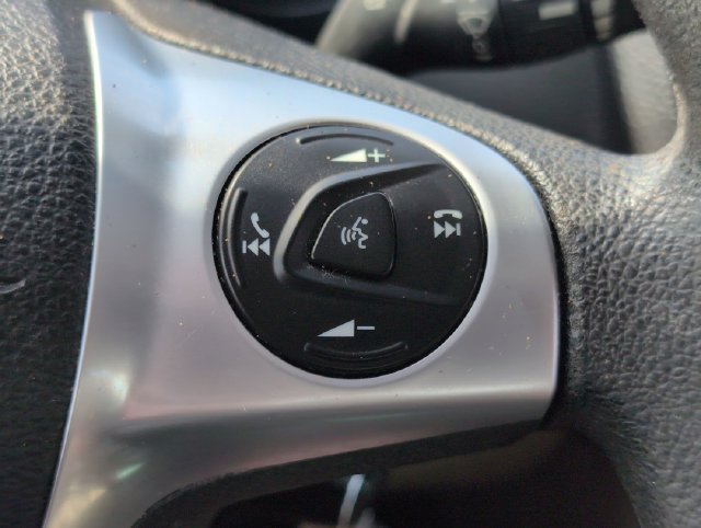 Used 2014 Ford Focus SE FWD image 19