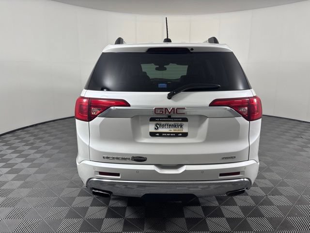 Used 2018 GMC Acadia Denali w/ Technology Package AWD/4WD image 39