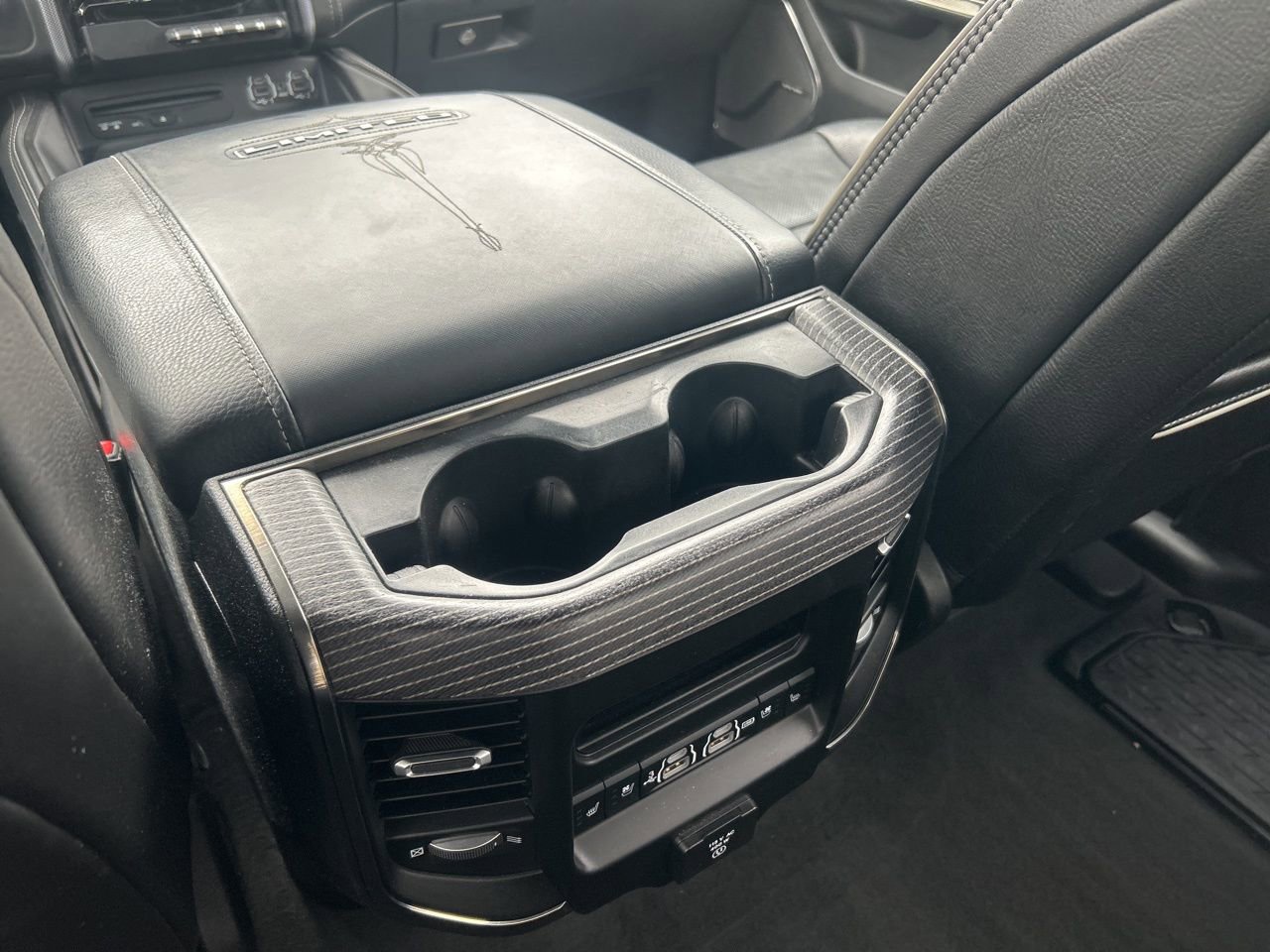 Used 2019 RAM 1500 Limited image 28