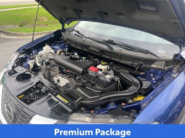 Used 2018 Nissan Rogue SV w/ Premium Package AWD/4WD image 14