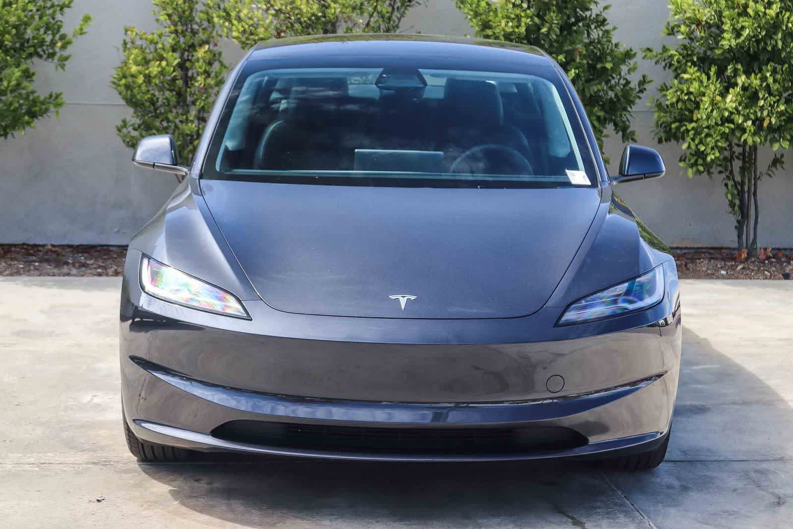 Used 2025 Tesla Model 3 Long Range RWD image 2