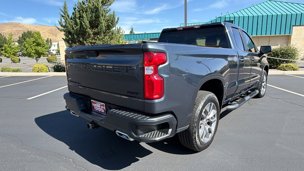 Used 2020 Chevrolet Silverado 1500 RST AWD/4WD image 3