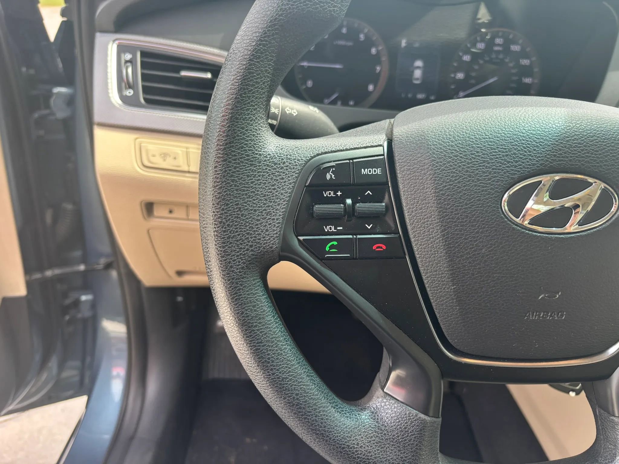 Used 2017 Hyundai Sonata SE FWD image 13
