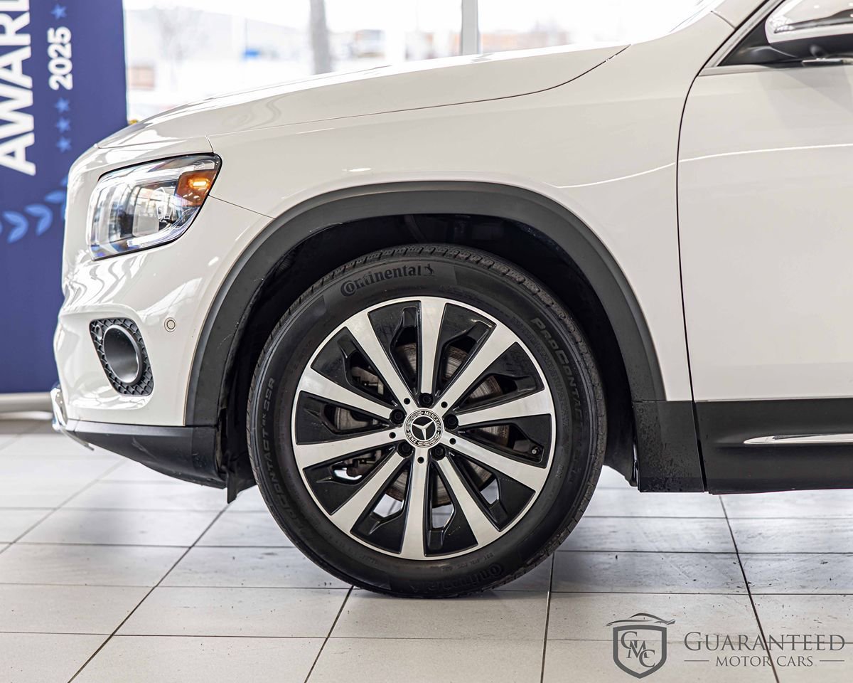 Used 2022 Mercedes-Benz GLB 250 4MATIC w/ Premium Package Lite image 7