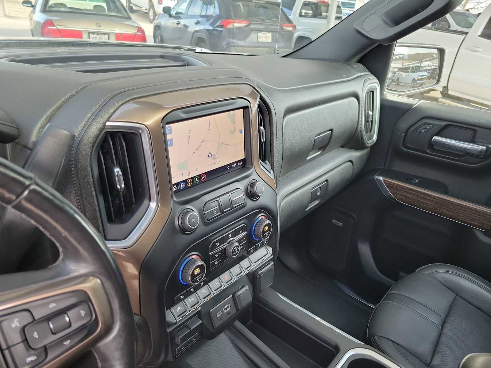 Used 2019 Chevrolet Silverado 1500 High Country w/ Technology Package image 16