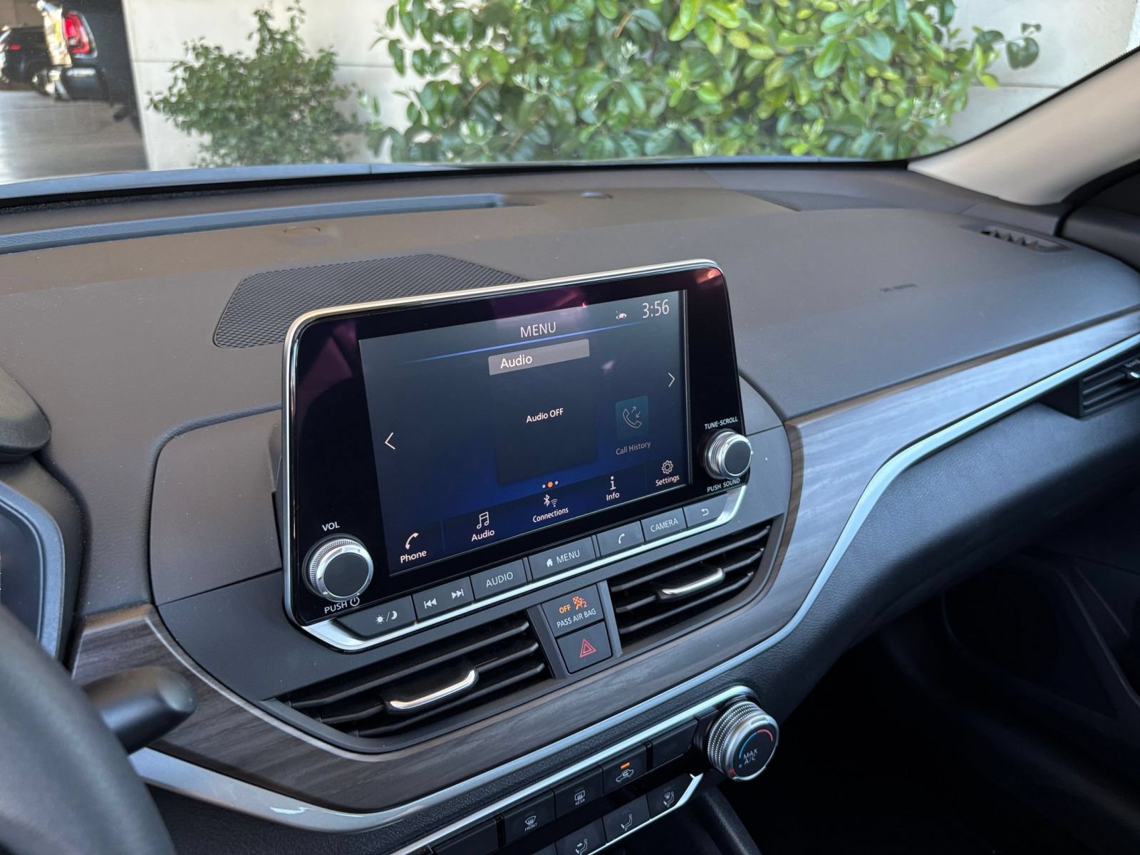 Used 2025 Nissan Altima 2.5 SV FWD image 20