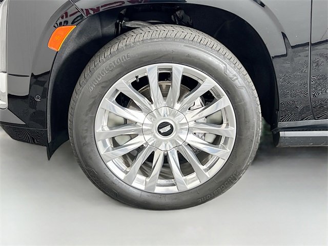 Used 2023 Cadillac Escalade ESV Premium Luxury w/ Performance Package image 30