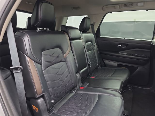 Used 2024 Nissan Pathfinder Platinum w/ Cargo Package image 49