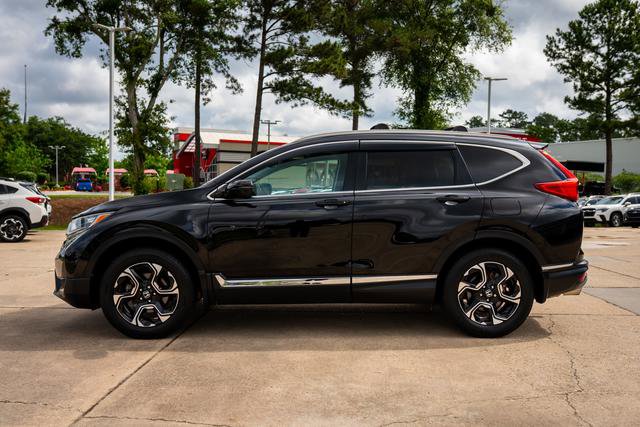 Used 2018 Honda CR-V Touring image 2