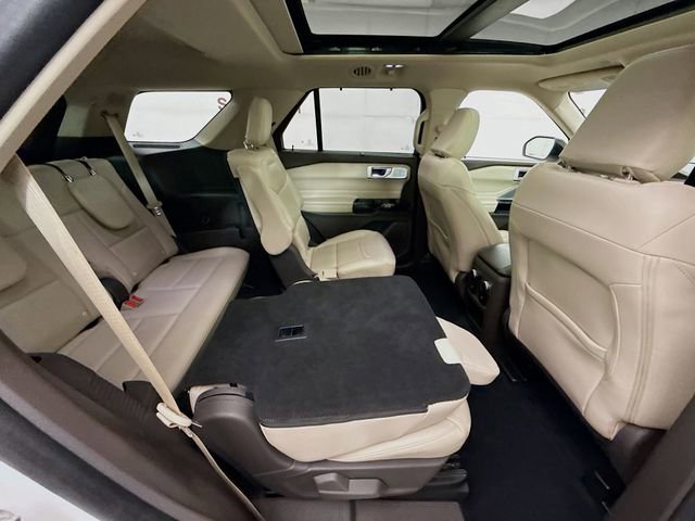 Used 2021 Ford Explorer Platinum w/ Equipment Group 601A image 30