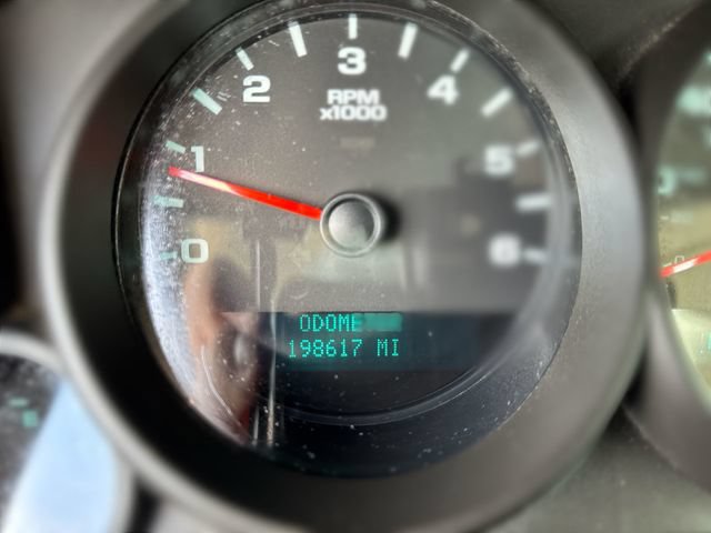 Used 2013 Chevrolet Silverado 1500 W/T RWD image 12