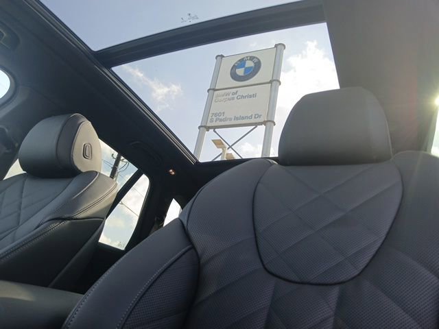 New 2026 BMW X5 xDrive50e image 30