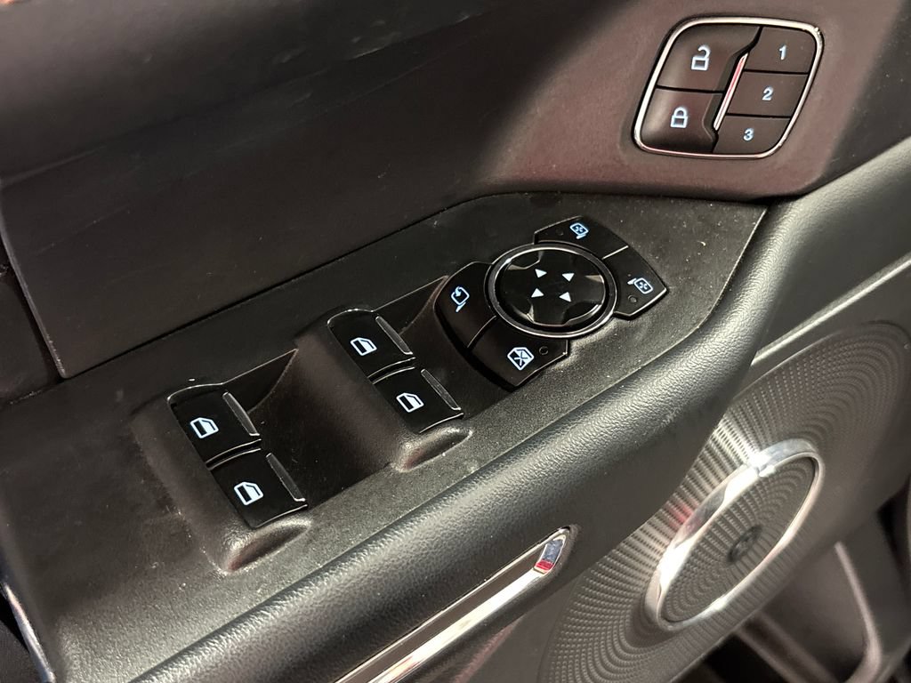 Used 2023 Ford Expedition Max Platinum RWD image 23