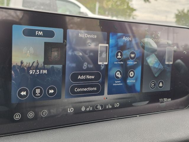 New 2027 Nissan Sentra SR w/ SR Premium Package FWD image 13