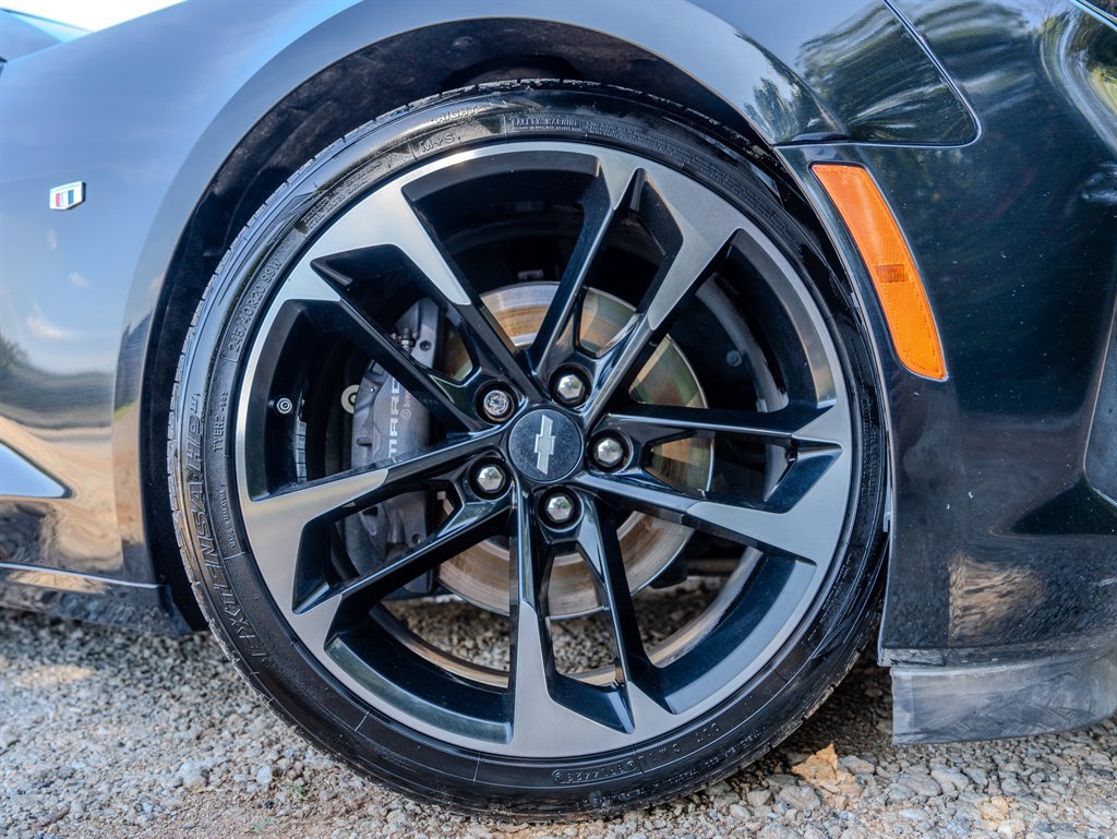Used 2019 Chevrolet Camaro SS w/ LPO, Camaro Insignia Package RWD image 16
