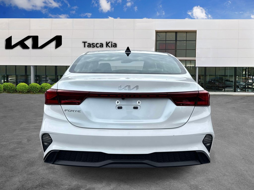 Used 2023 Kia Forte LXS FWD image 5