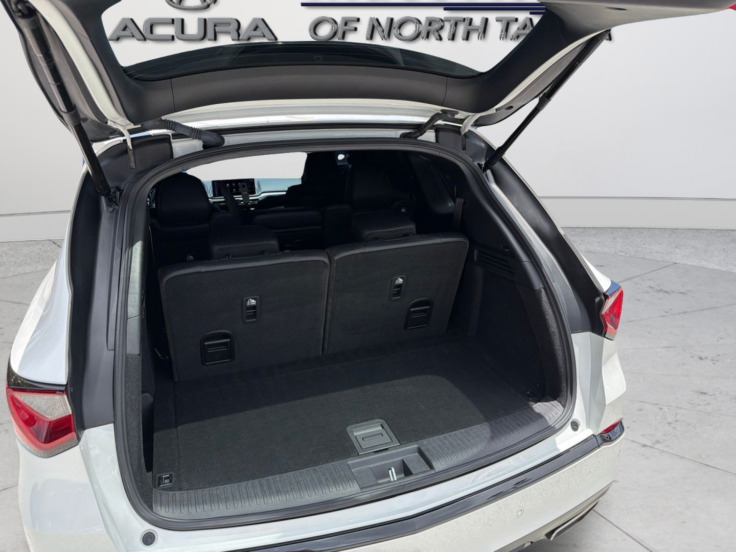 Used 2025 Acura MDX A-Spec AWD/4WD image 41