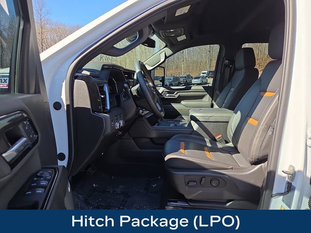 Used 2025 GMC Sierra 3500 AT4 AWD/4WD image 2