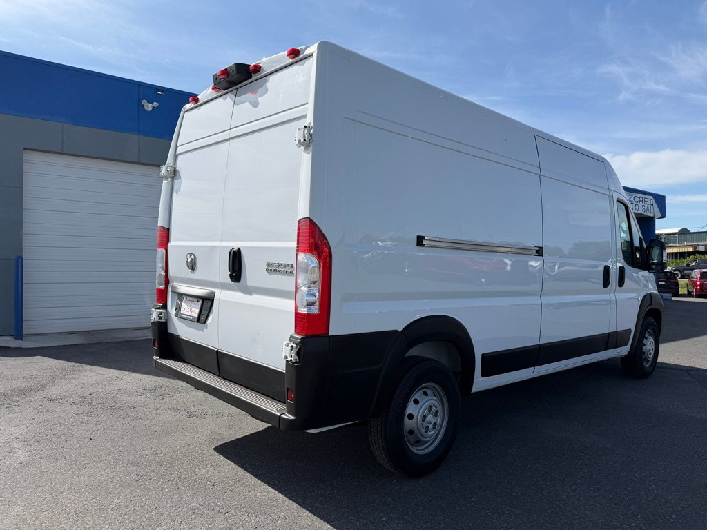 Used 2023 RAM ProMaster 2500 FWD image 4