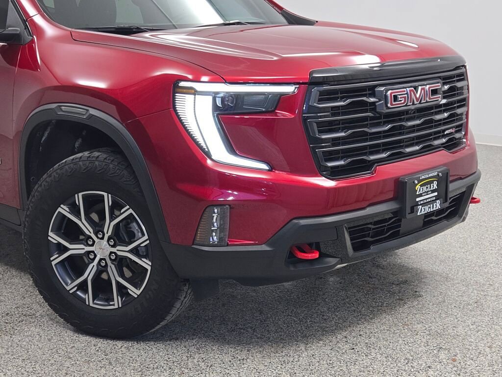 Used 2024 GMC Acadia AT4 image 2